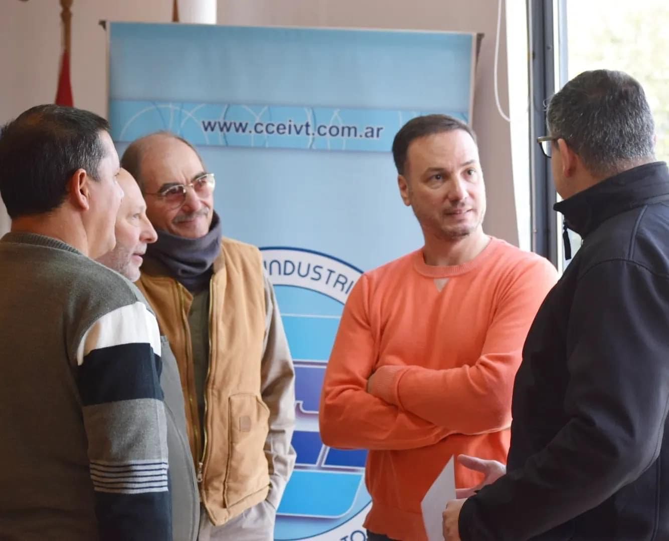 Continúa la capacitación gratuita en la región con nuevos graduados en mecánica del automotor Continúa la capacitación gratuita en la región con nuevos graduados en mecánica del automotor