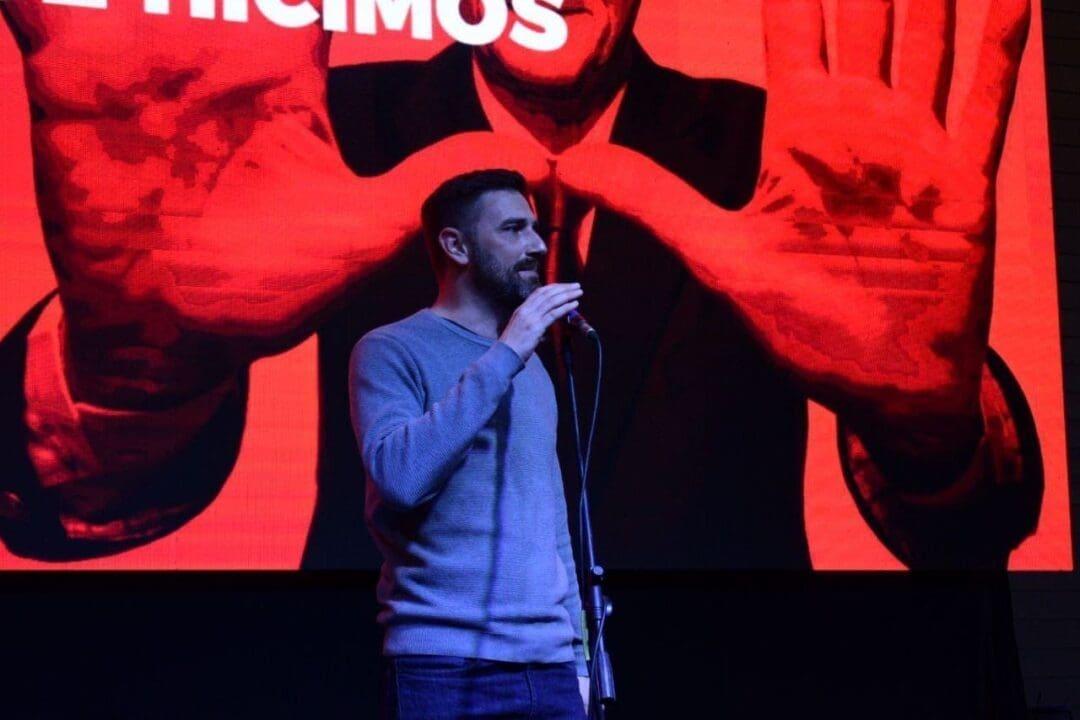 El Socialismo dió un fuerte mensaje de unidad y vocación de futuro en un multitudinario locro en Rosario El Socialismo dió un fuerte mensaje de unidad y vocación de futuro en un multitudinario locro en Rosario