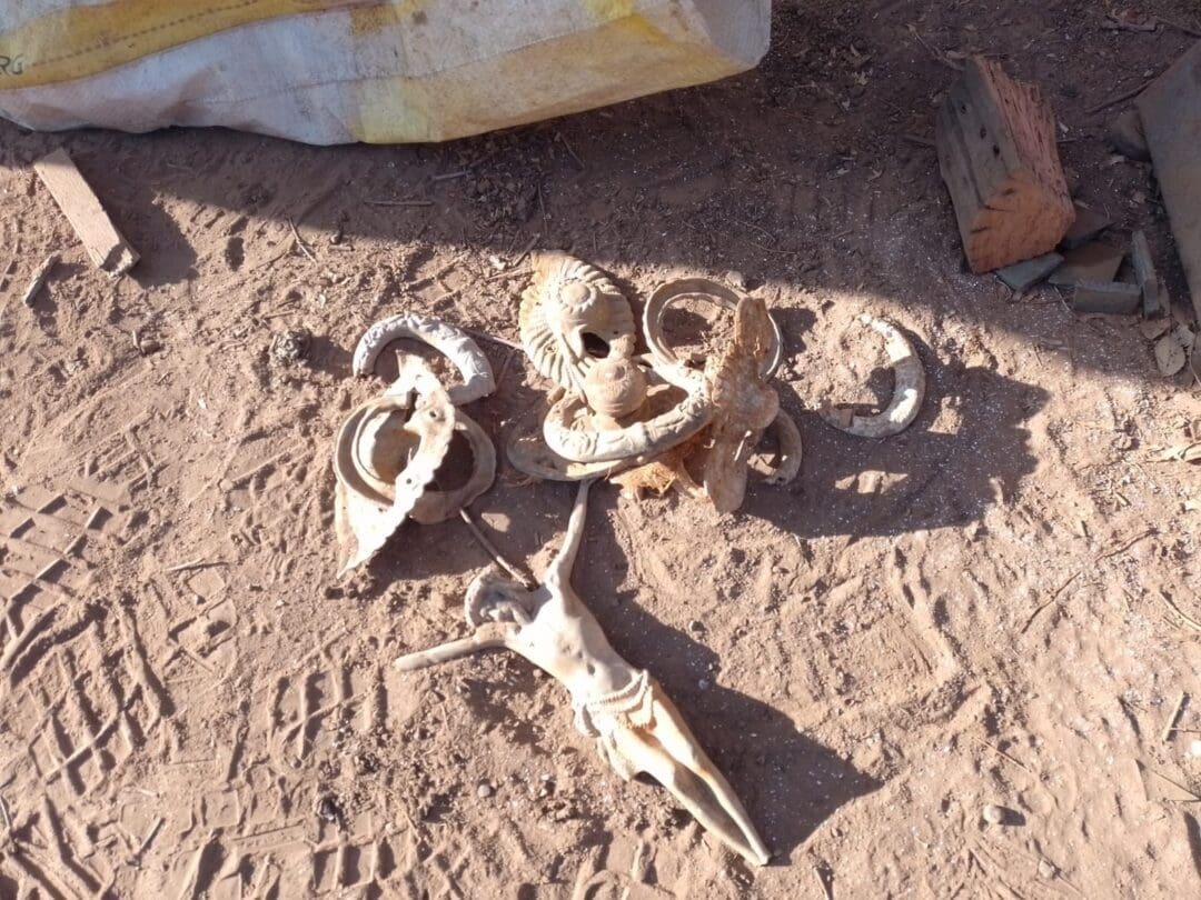Santa Isabel: Demoraron a un hombre y recuperaron objetos robados de un cementerio y un club