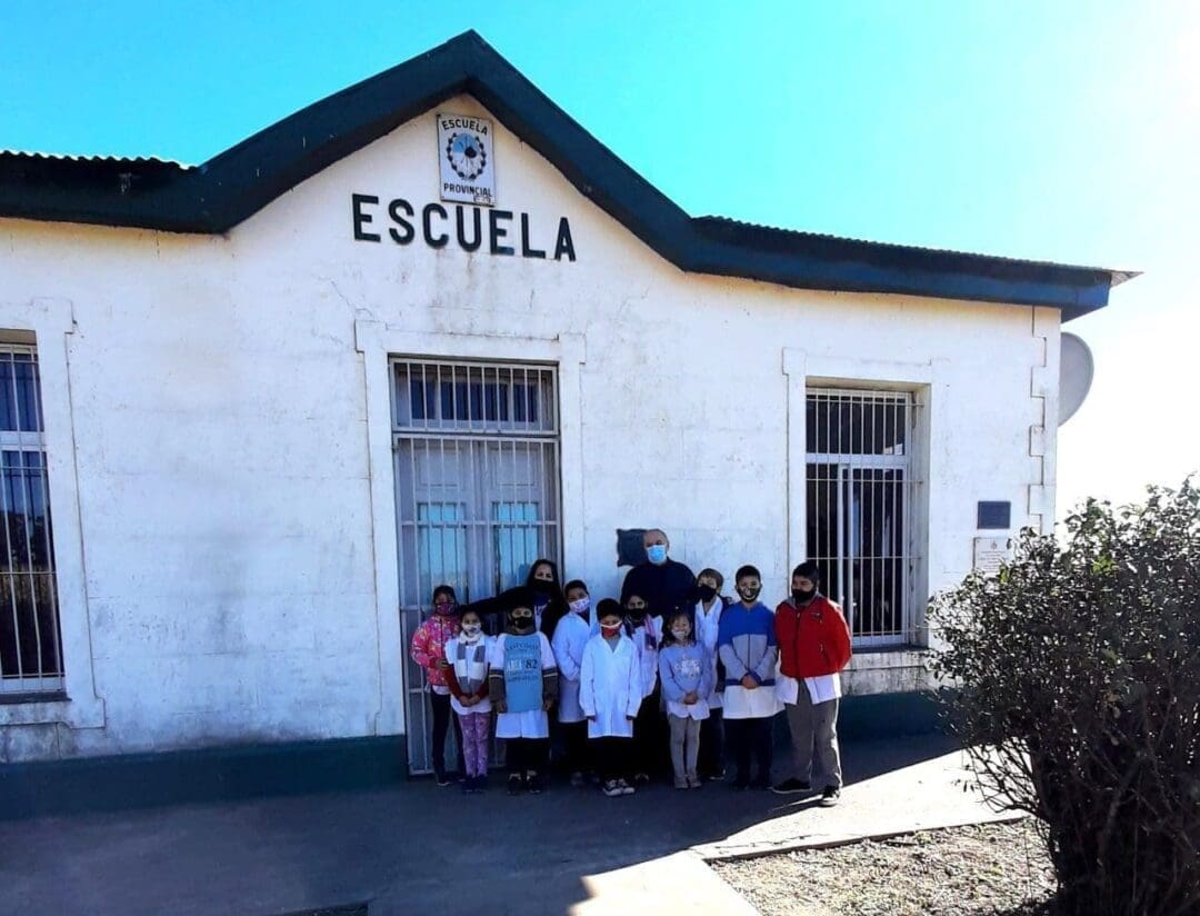 Villa Cañás: Internet en la Escuela de Campo Troffe