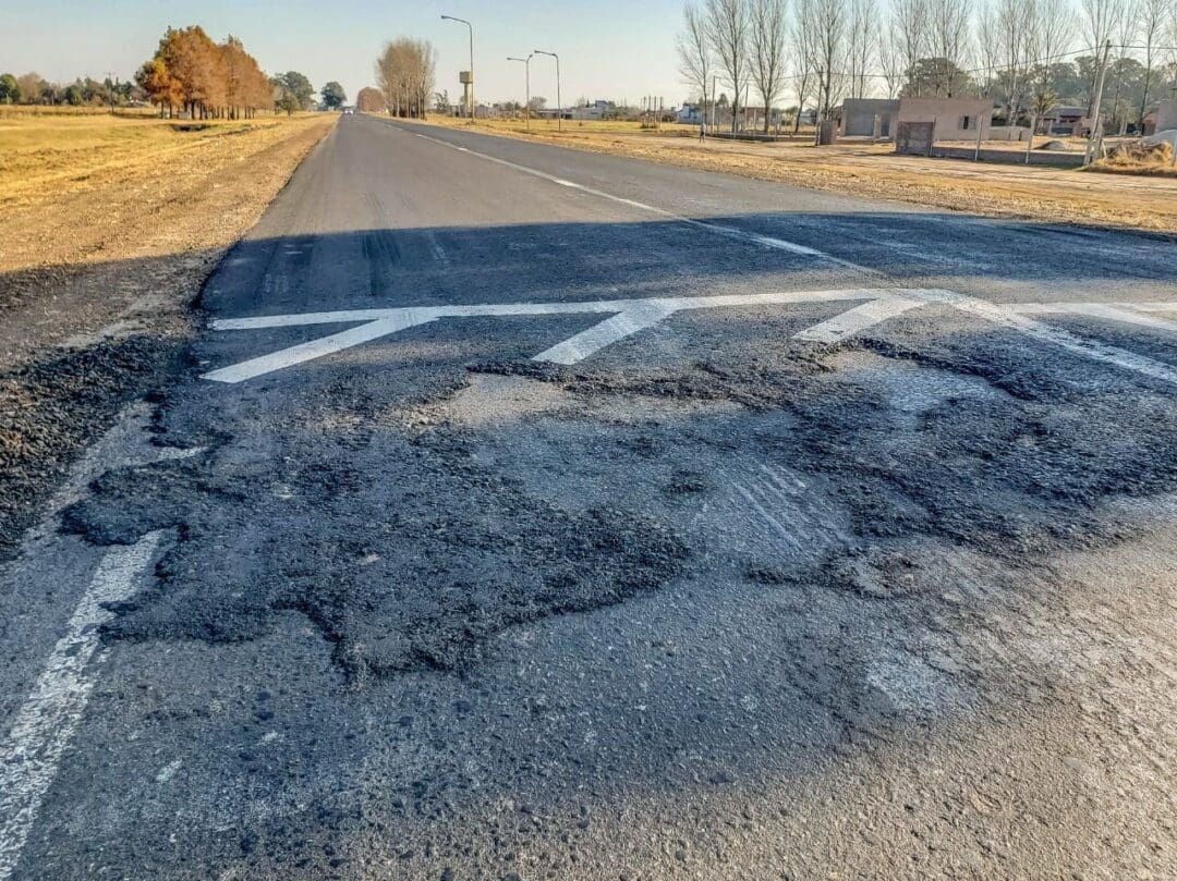 Ruta 90: El senador Enrico vuelve a reclamar al gobierno provincial la terminación de una obra hecha a medias Ruta 90: El senador Enrico vuelve a reclamar al gobierno provincial la terminación de una obra hecha a medias