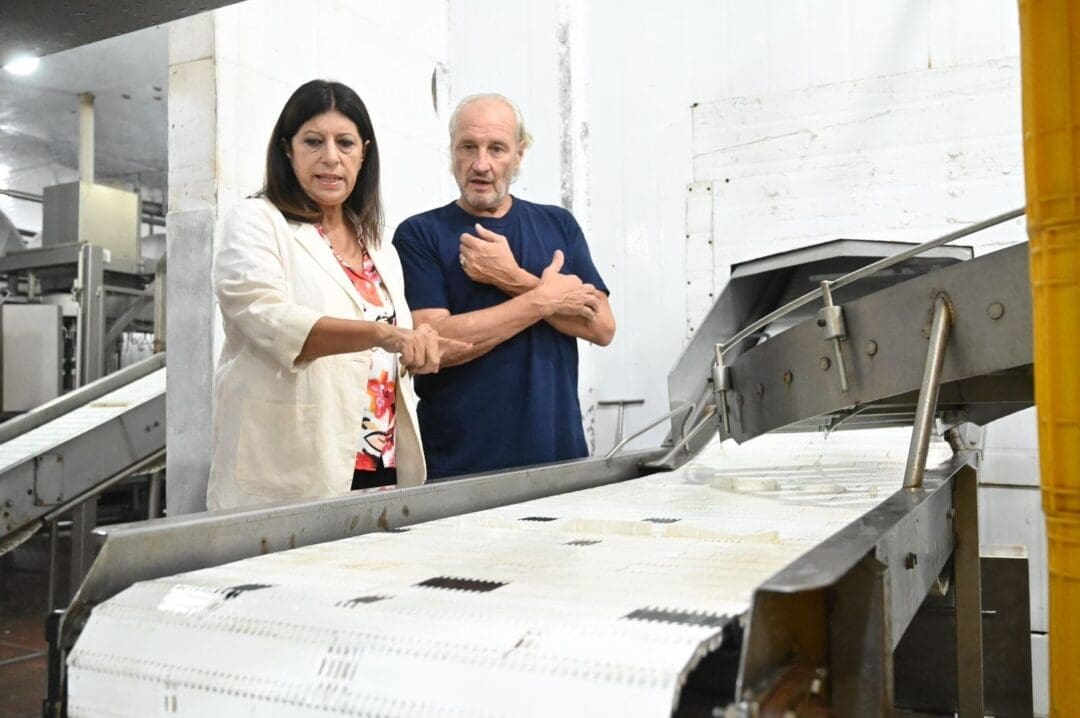 Clara García criticó la escasa respuesta y asistencia a la producción avícola de Santa Fe