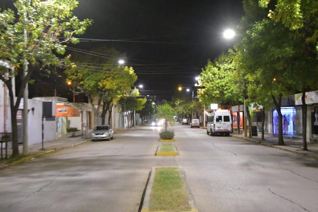 Venado Tuerto: Chiarella inauguró las nuevas luces LED de avenidas Chapuis y Estrugamou