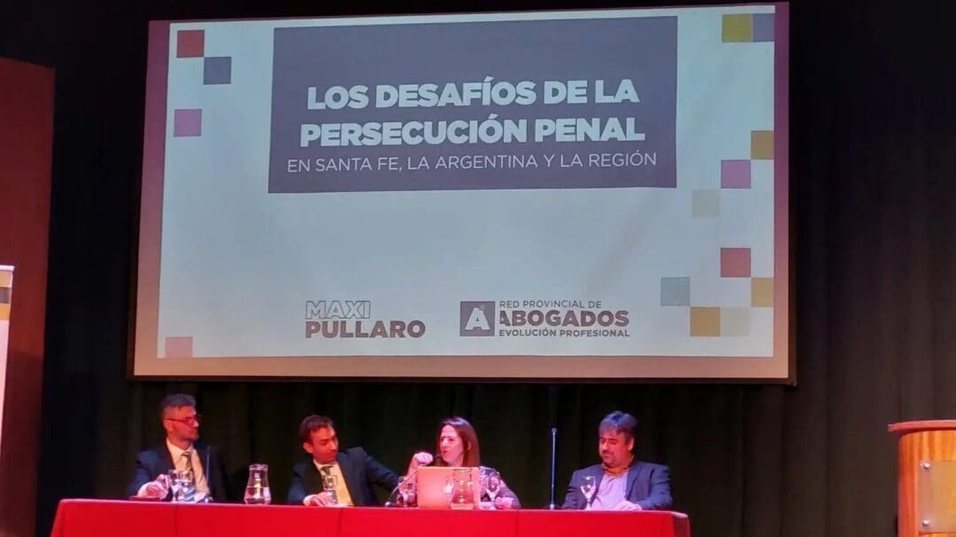 Georgina Orciani estuvo presente en el Encuentro sobre Justicia y Política en la ciudad de Rosario Georgina Orciani estuvo presente en el Encuentro sobre Justicia y Política en la ciudad de Rosario