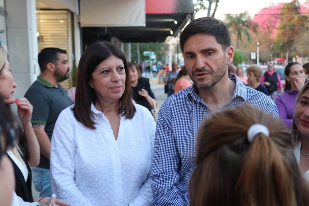 Pullaro y Clara García: Vamos a dejar atrás la improvisación y el populismo de Perotti