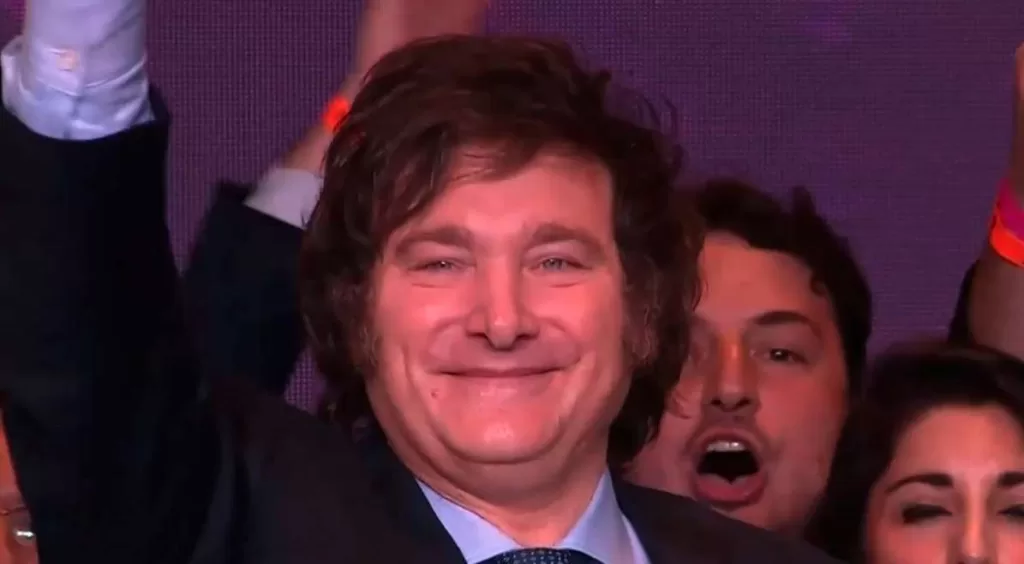 Elecciones 2023: Sergio Massa ganó las elecciones y enfrentará a Javier Milei en el balotaje Elecciones 2023: Sergio Massa ganó las elecciones y enfrentará a Javier Milei en el balotaje