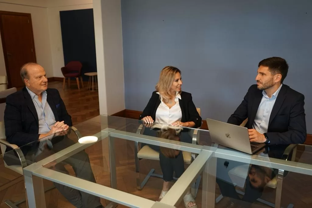 El gobernador Pullaro se reunió con el ministro de Infraestructura de Nación El gobernador Pullaro se reunió con el ministro de Infraestructura de Nación