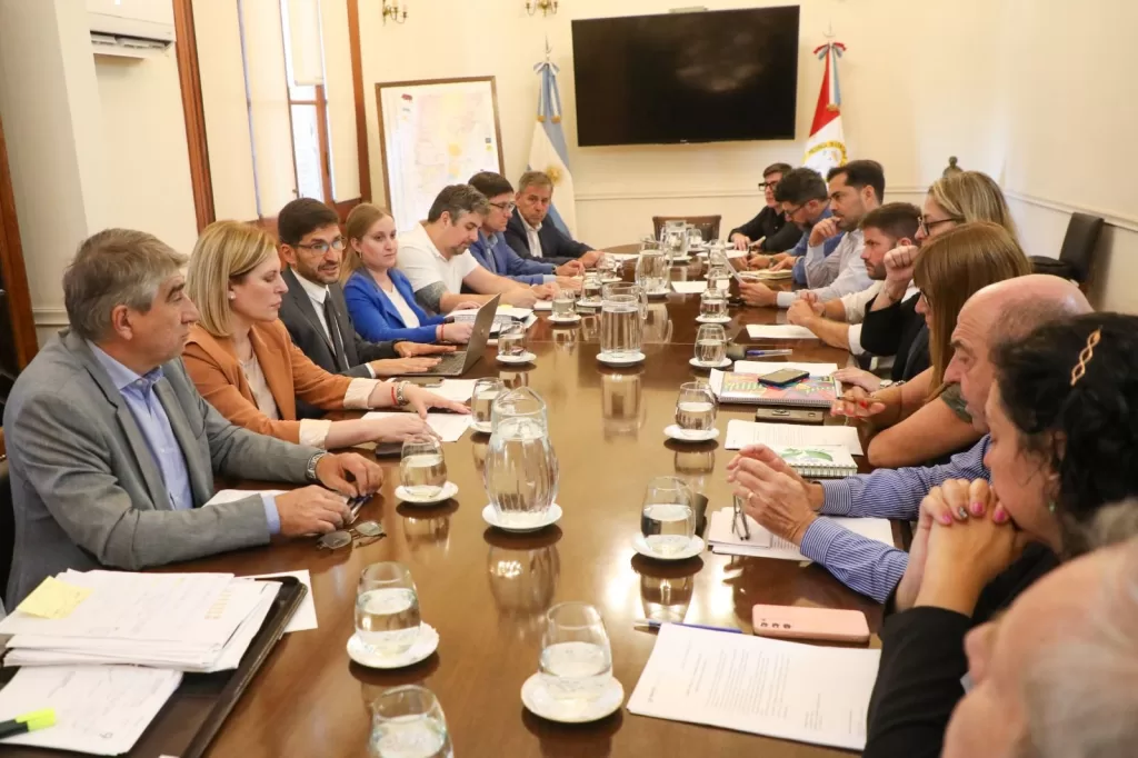 Tejeda: El Gabinete Social dará una mirada estratégica para atender las necesidades de los santafesinos Tejeda: El Gabinete Social dará una mirada estratégica para atender las necesidades de los santafesinos
