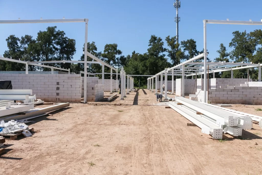 Provincia avanza en la construcción de dos nuevas escuelas en Rosario Provincia avanza en la construcción de dos nuevas escuelas en Rosario