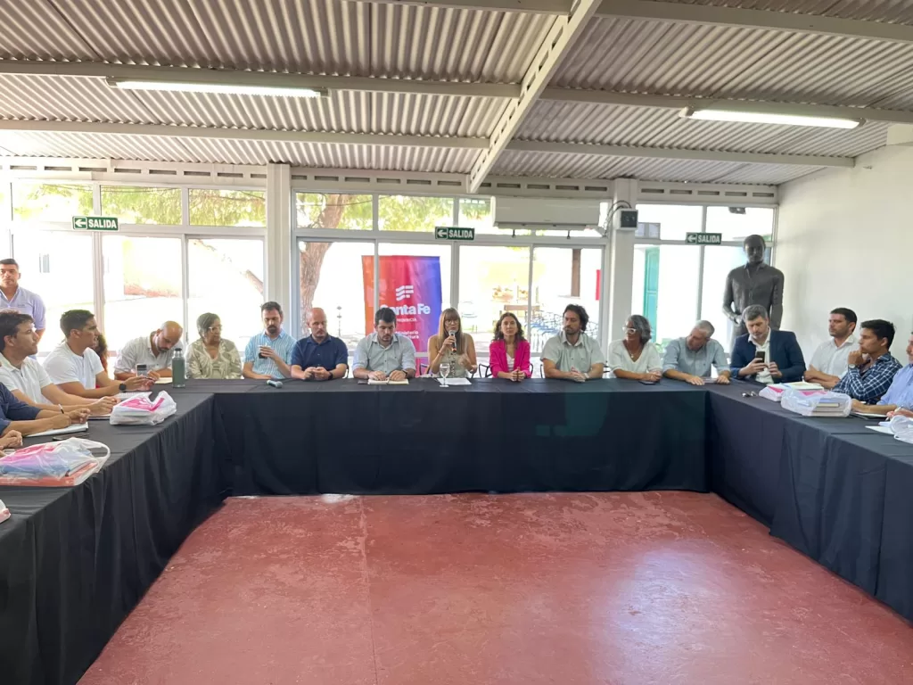 Venado Tuerto: La ministra Rueda, sintonía entre provincia y municipio para potenciar acciones culturales Venado Tuerto: La ministra Rueda, sintonía entre provincia y municipio para potenciar acciones culturales