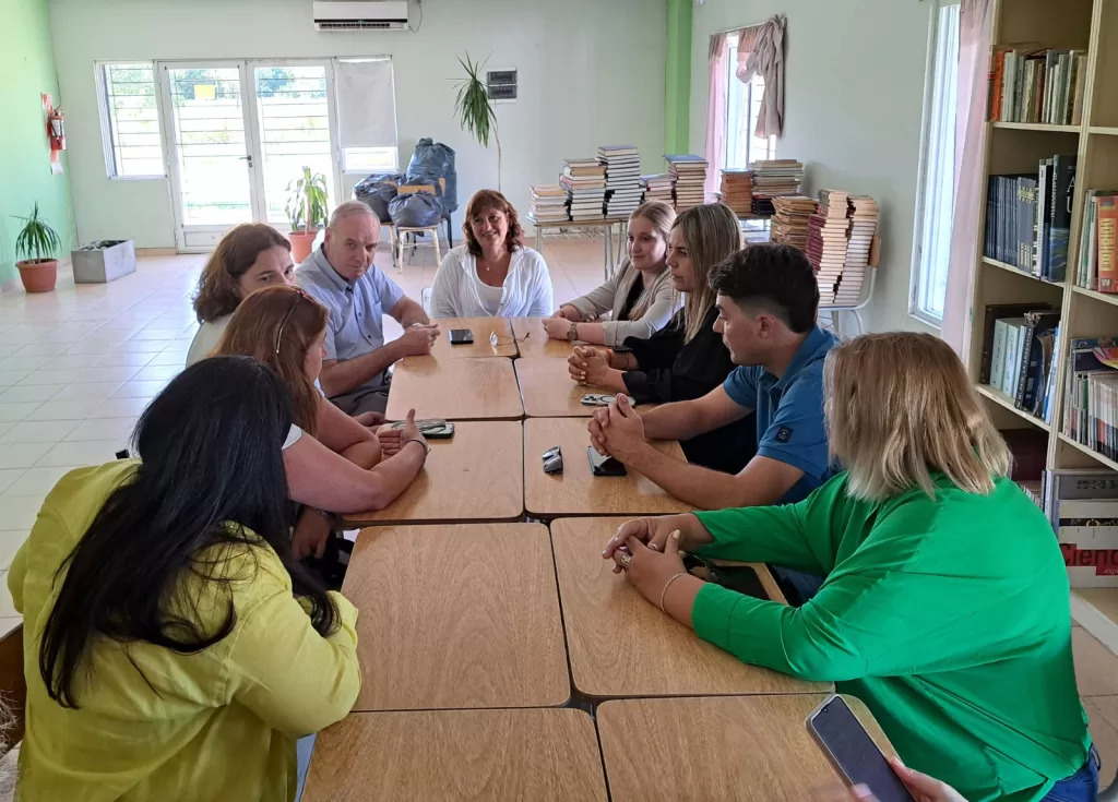 Villa Cañás: Gizzi y su equipo mantuvieron reuniones con funcionarios provinciales Villa Cañás: Gizzi y su equipo mantuvieron reuniones con funcionarios provinciales