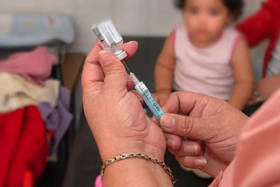 Alerta en Santa Fe: Preocupación por la muerte de una niña de nueve años por meningococo