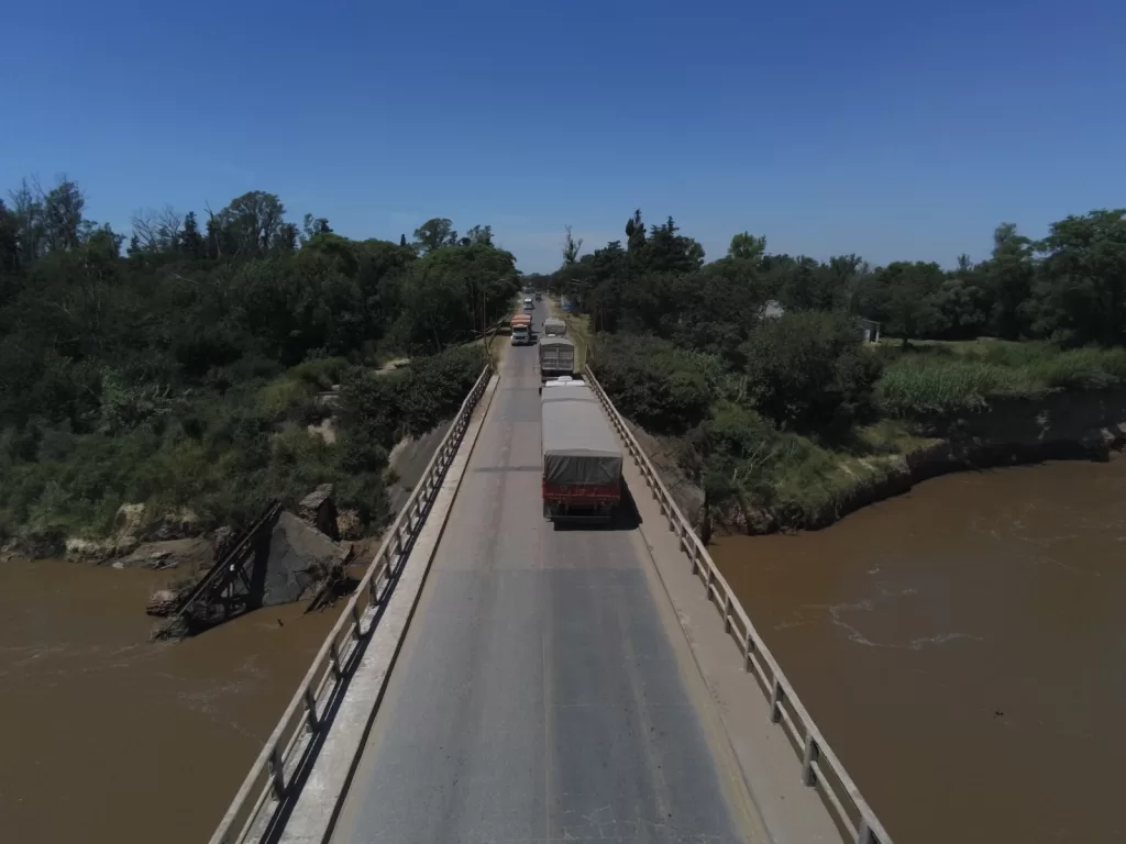 Operativo Cosecha: Provincia mejora la transitabilidad de la Ruta Nacional 11 en el acceso a los puertos Operativo Cosecha: Provincia mejora la transitabilidad de la Ruta Nacional 11 en el acceso a los puertos