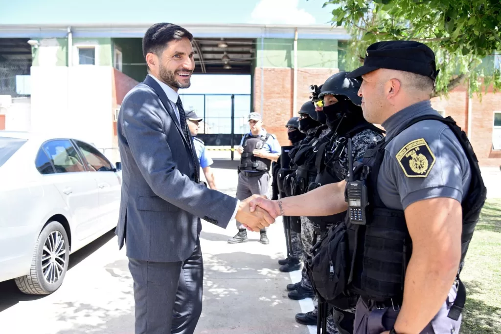 Pullaro: Controlar las cárceles es atacar la impunidad y el delito en la calle Pullaro: Controlar las cárceles es atacar la impunidad y el delito en la calle