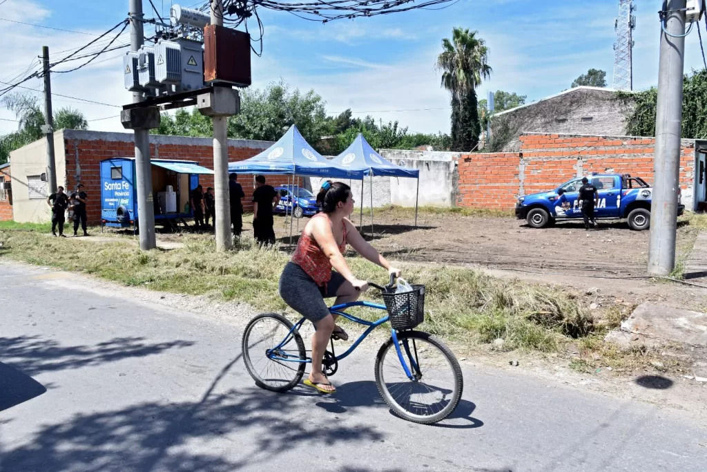 Primera Intervención Barrial Focalizada para reducir la violencia en Rosario Primera Intervención Barrial Focalizada para reducir la violencia en Rosario