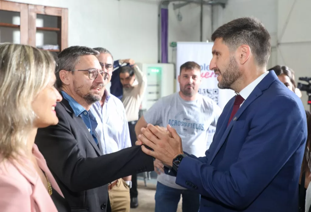 Pullaro: La Provincia pondrá todos los recursos para que los jóvenes accedan a empleo genuino y registrado Pullaro: La Provincia pondrá todos los recursos para que los jóvenes accedan a empleo genuino y registrado