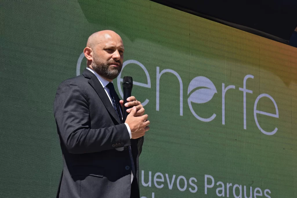 Firmat: 1900 hogares tendrán energía eléctrica mediante paneles solares Firmat: 1900 hogares tendrán energía eléctrica mediante paneles solares