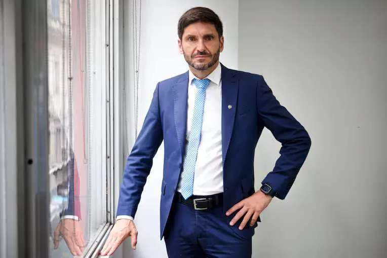 Maximiliano Pullaro: Con este plan del Gobierno se baja la inflación, pero muchos quedarán bajo la línea de pobreza Maximiliano Pullaro: Con este plan del Gobierno se baja la inflación, pero muchos quedarán bajo la línea de pobreza