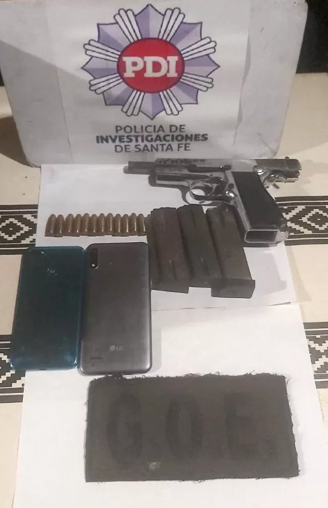 Rosario: PDI aprehendió a dos hombres y una mujer por amenazas calificadas Rosario: PDI aprehendió a dos hombres y una mujer por amenazas calificadas