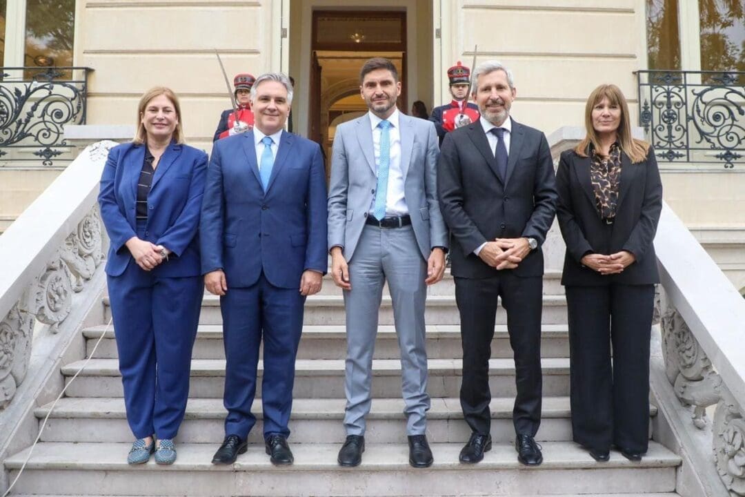 Pullaro: La Región Centro tiene que mostrarle al país que una Argentina diferente es posible Pullaro: La Región Centro tiene que mostrarle al país que una Argentina diferente es posible