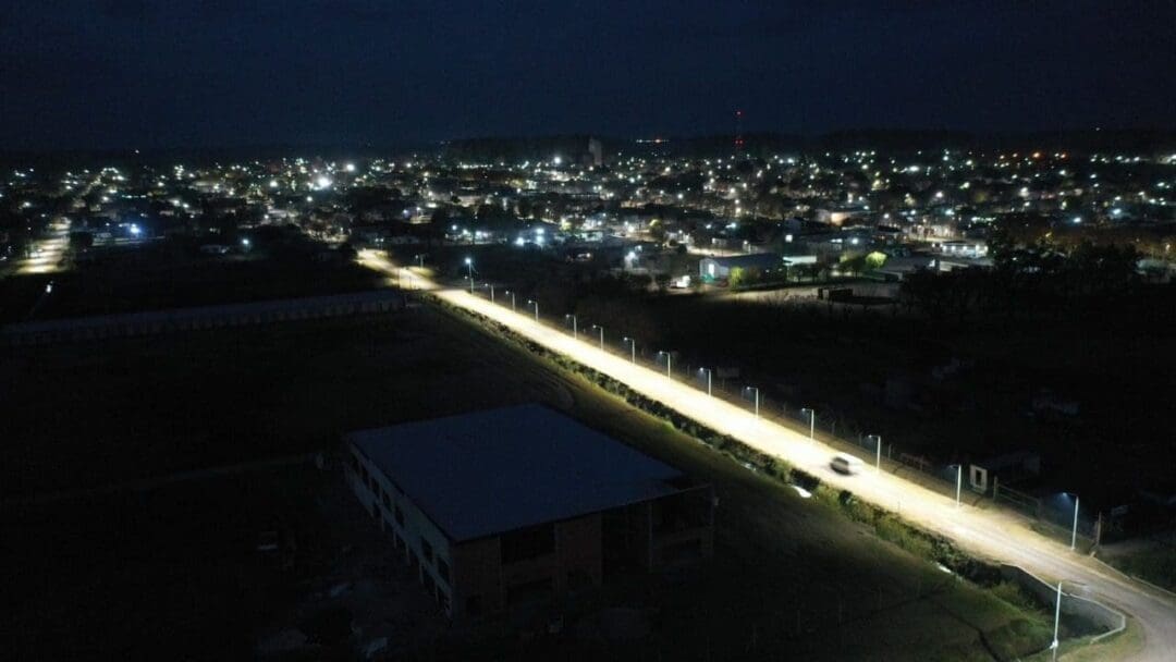 Santa Isabel: Giorgis avanza con la iluminación LED en los accesos principales Santa Isabel: Giorgis avanza con la iluminación LED en los accesos principales