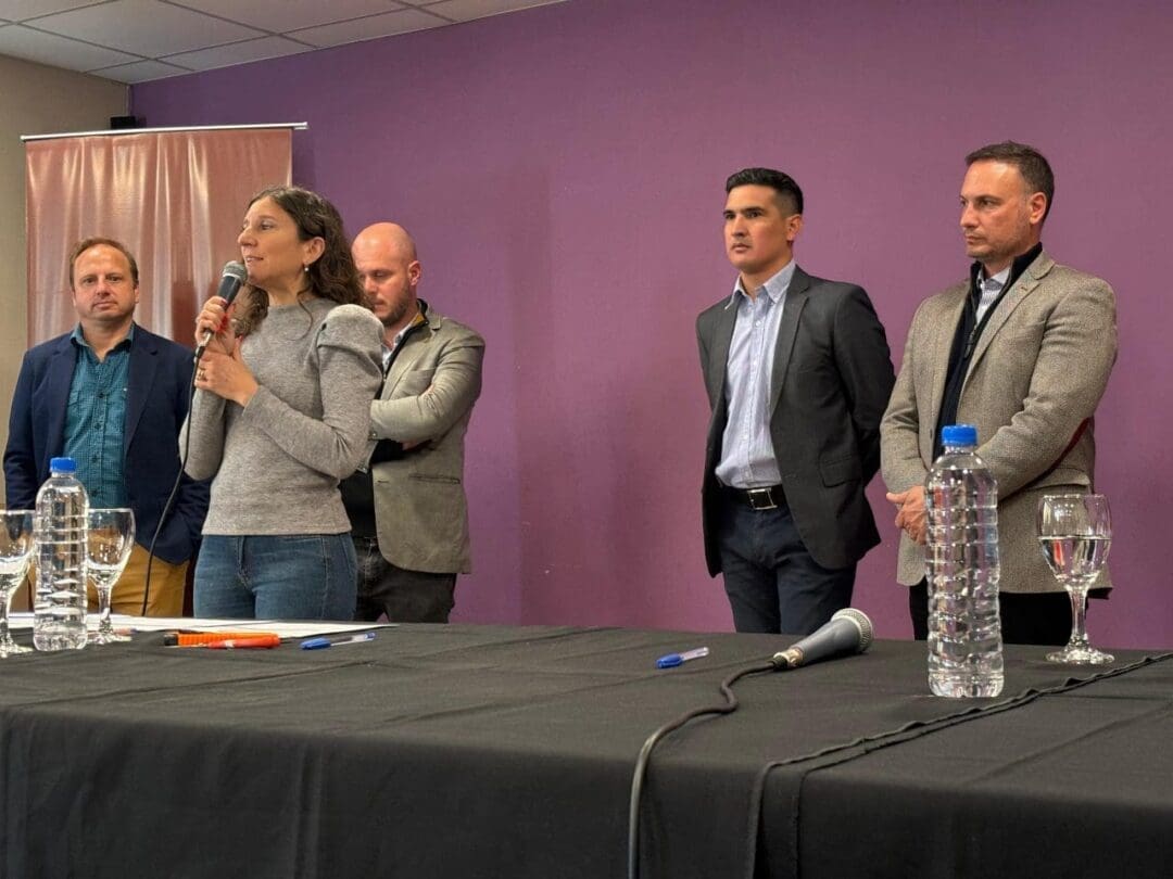 Di Gregorio: El gobierno de Santa Fe está llegando con obras como nunca antes a General López Di Gregorio: El gobierno de Santa Fe está llegando con obras como nunca antes a General López