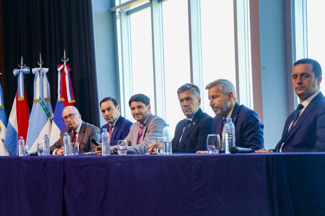 Región Litoral: Qué dicen los principales puntos del tratado que Santa Fe firmará junto a otras cinco provincias Región Litoral: Qué dicen los principales puntos del tratado que Santa Fe firmará junto a otras cinco provincias