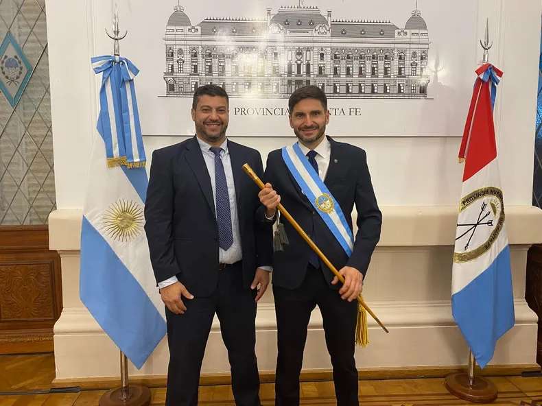 Implosión del PRO en Santa Fe: De aliados de Pullaro a socios de Milei Implosión del PRO en Santa Fe: De aliados de Pullaro a socios de Milei