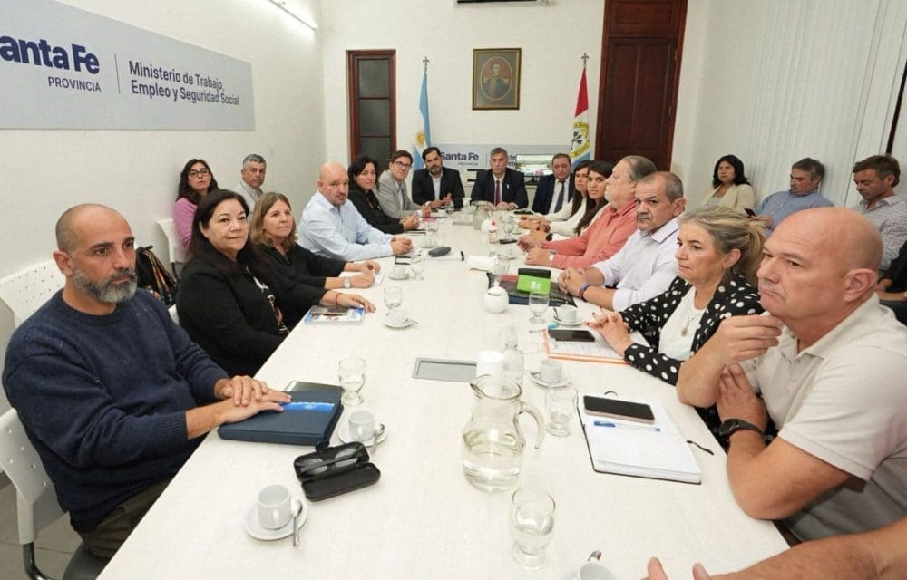 Provincia ofreció a los docentes una compensación y un 8% de aumento trimestral