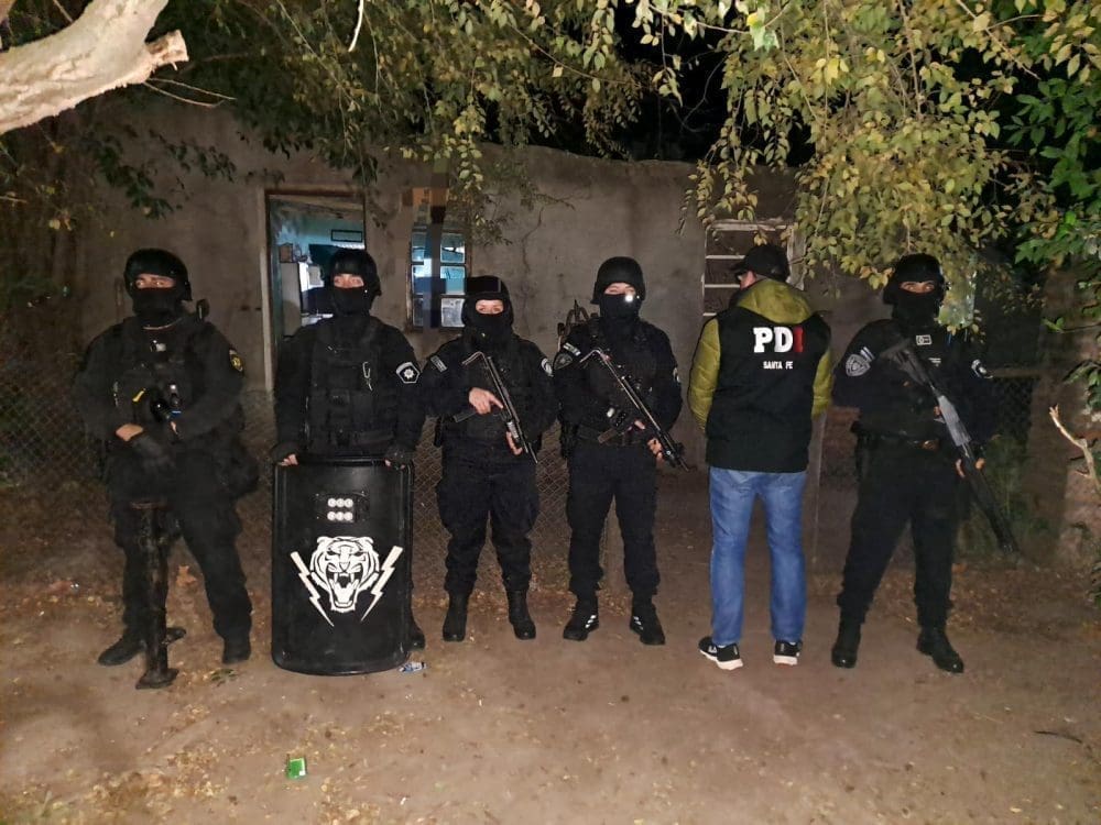Santa Isabel: Allanamientos con dos detenidos por microtráfico Santa Isabel: Allanamientos con dos detenidos por microtráfico