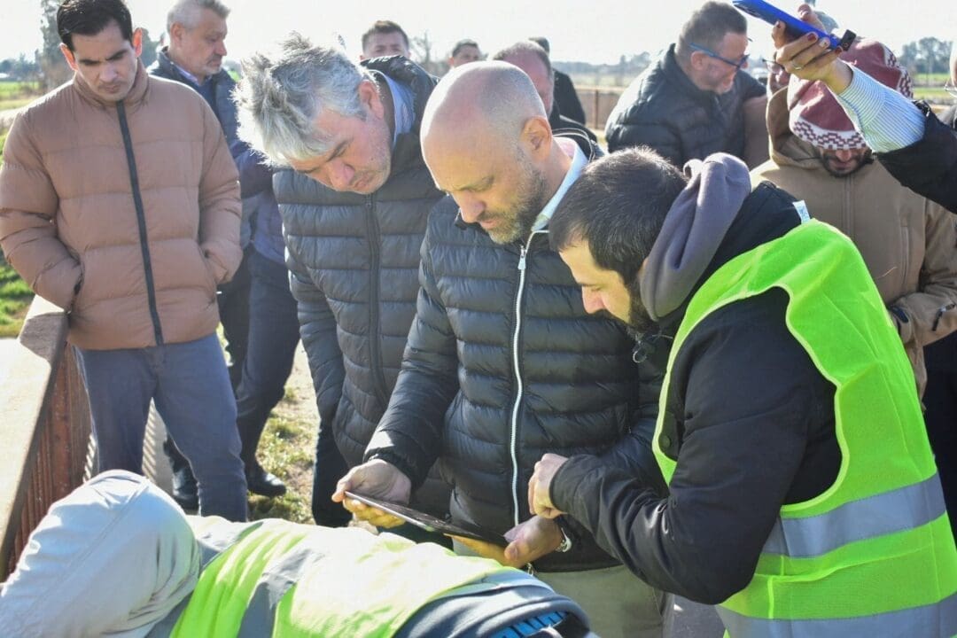 Supervisaron pruebas de bitrenes en puentes estratégicos Supervisaron pruebas de bitrenes en puentes estratégicos