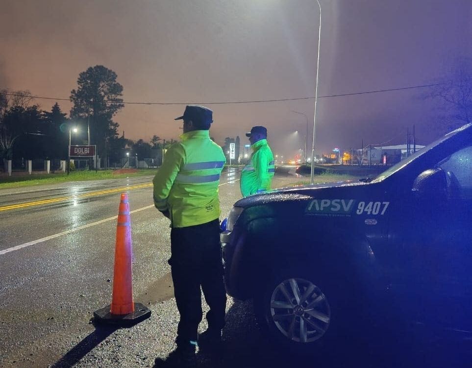 Refuerzan la asistencia en rutas provinciales y nacionales tras las intensas lluvias Refuerzan la asistencia en rutas provinciales y nacionales tras las intensas lluvias