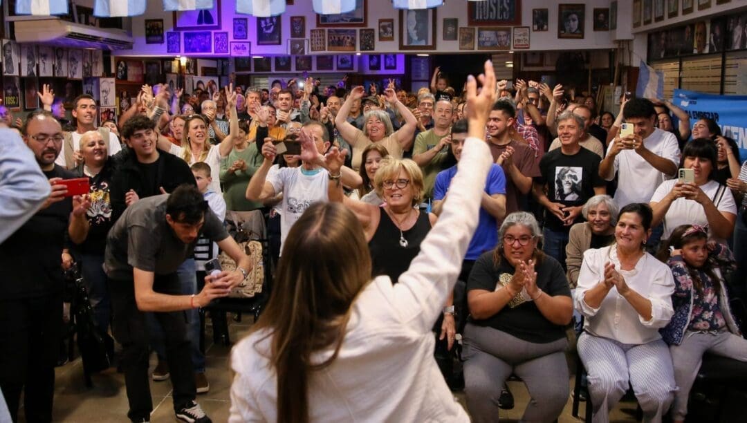 Caren Tepp: No soy la mujer de nadie, quiero ser la diputada de los que hoy más lo necesitan