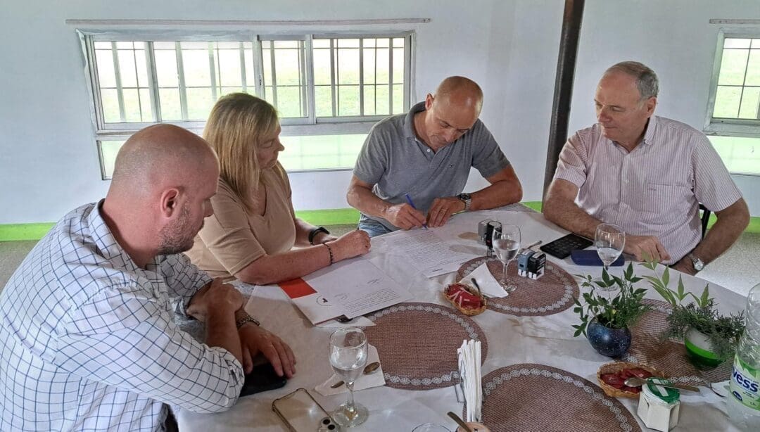 Villa Cañás: El Club Studebaker recibió aportes del programa provincial Alentar