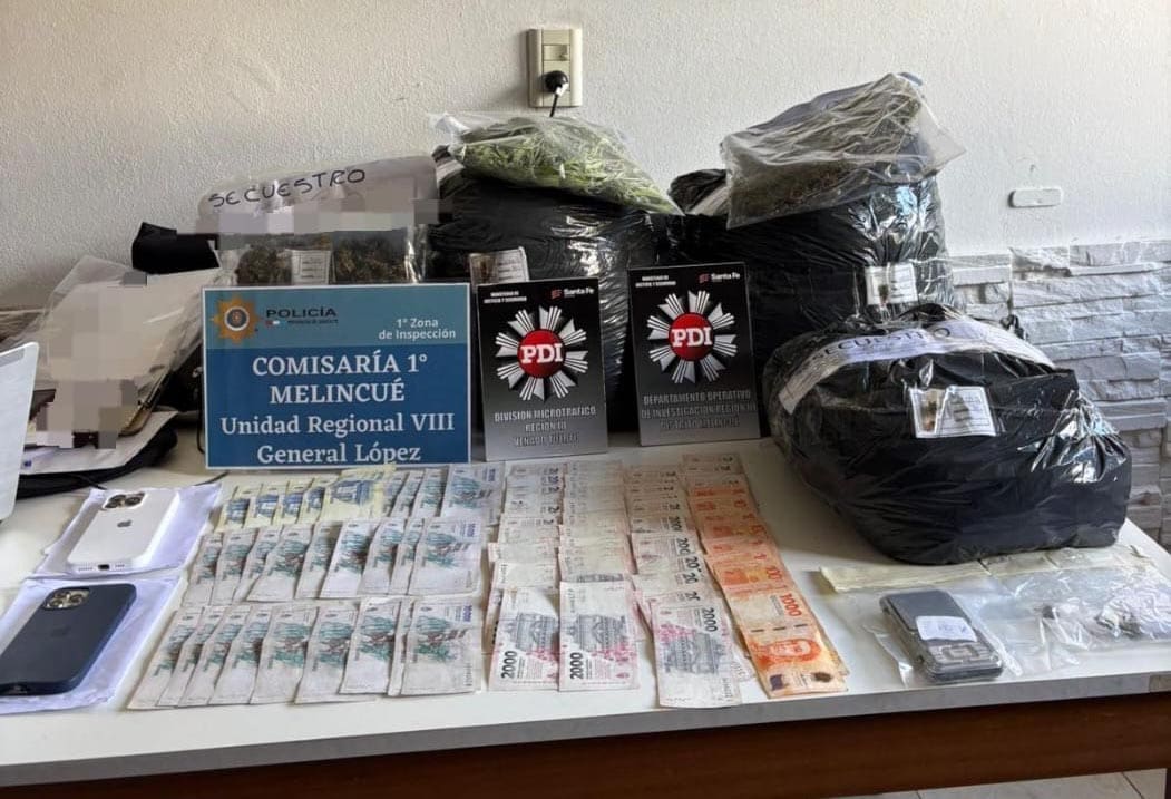 Melincué: Dos detenidos tras un allanamiento por presunta venta de drogas