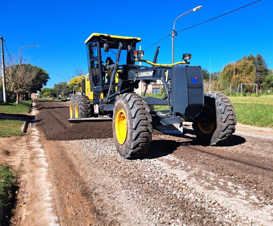 Villa Cañás avanza con nuevas obras de pavimento y mejoras en calles de tierra Villa Cañás avanza con nuevas obras de pavimento y mejoras en calles de tierra