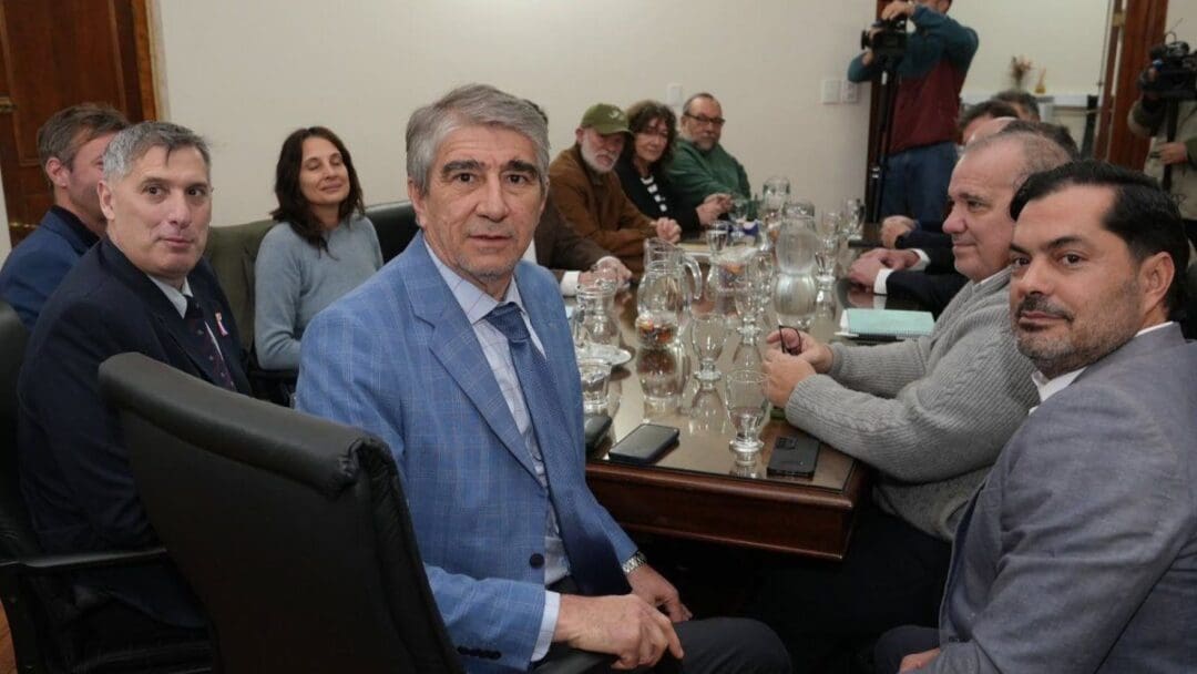 Paritarias: Santa Fe ofreció un mínimo de $180.000 hasta diciembre