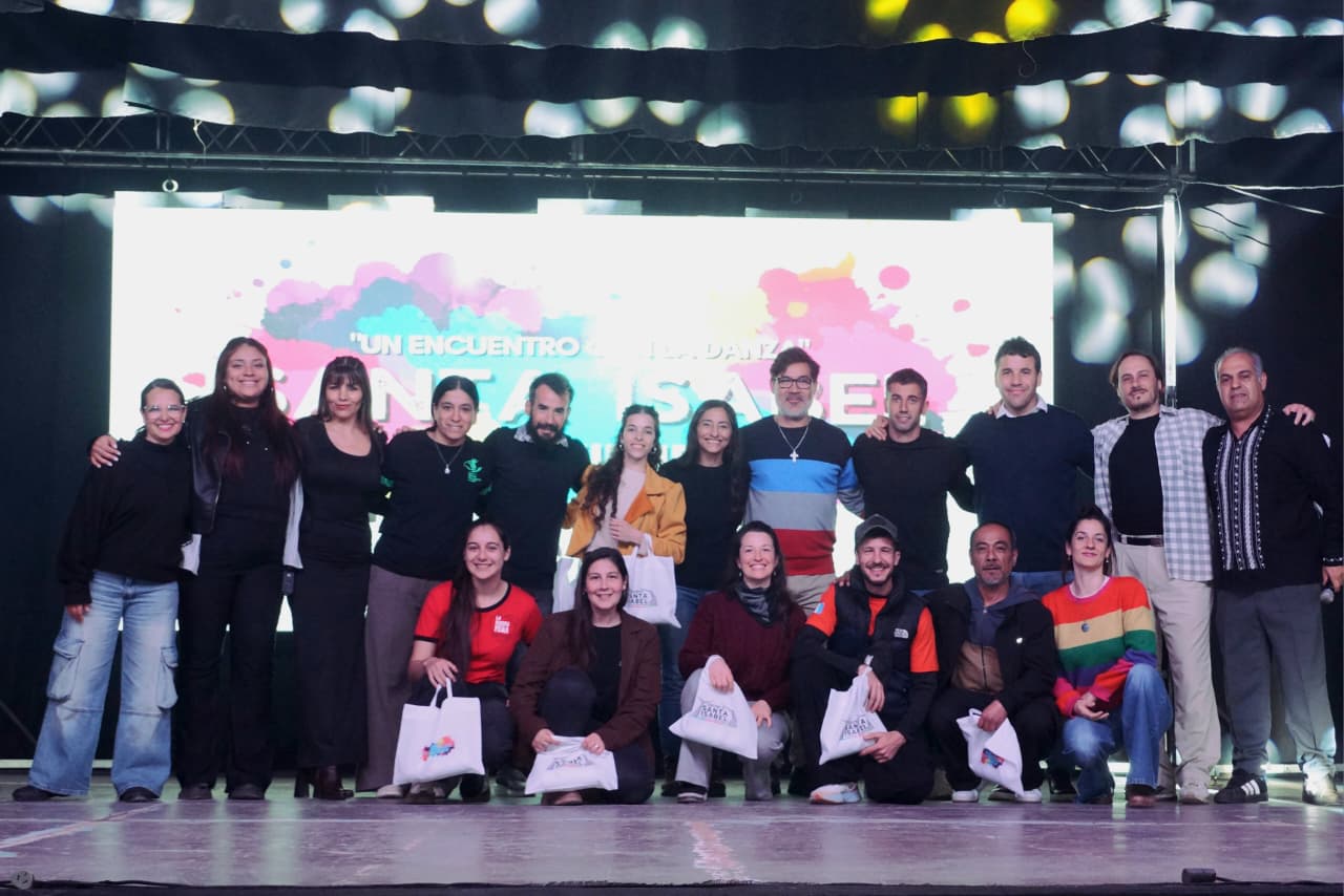 Santa Isabel celebró la danza con un festival a sala llena