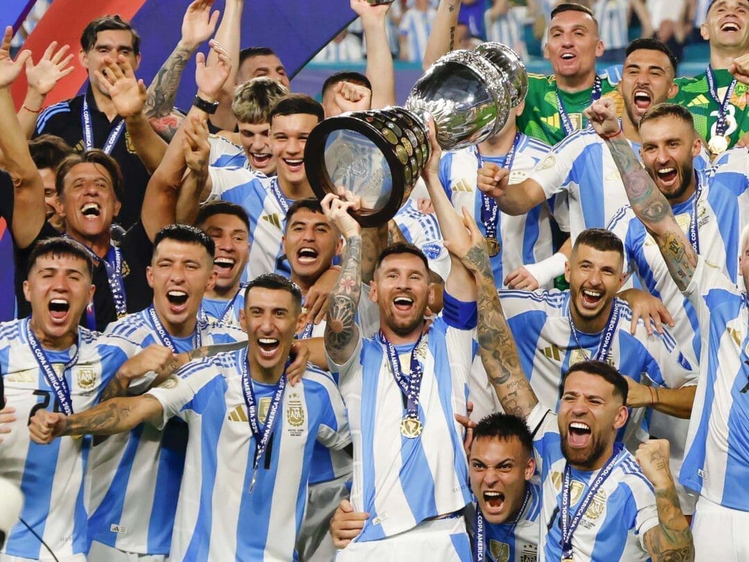 Venado Tuerto: Llega una muestra fotográfica sobre Messi que retrata su carrera